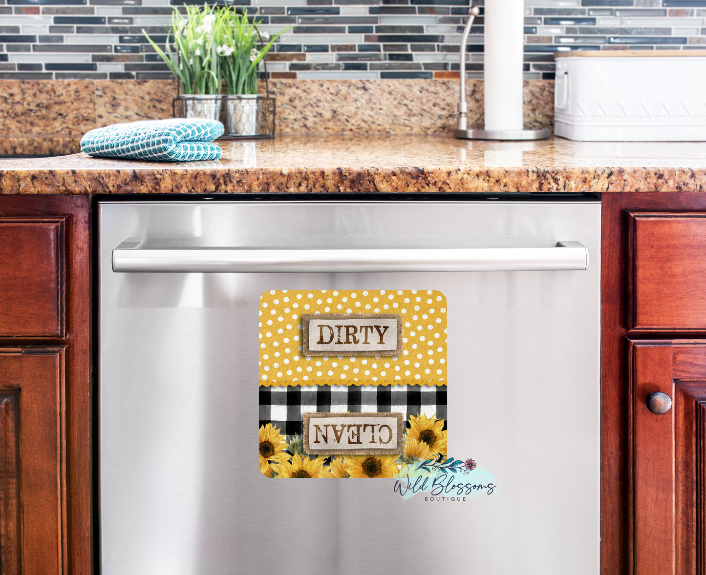 Buffalo Plaid Sunflower And Polka Dot Clean / Dirty Dishwasher Magnet